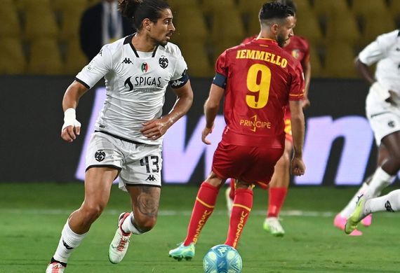 Nhận định soi kèo Catanzano vs Spezia lúc 01h30 ngày 22/5/2025